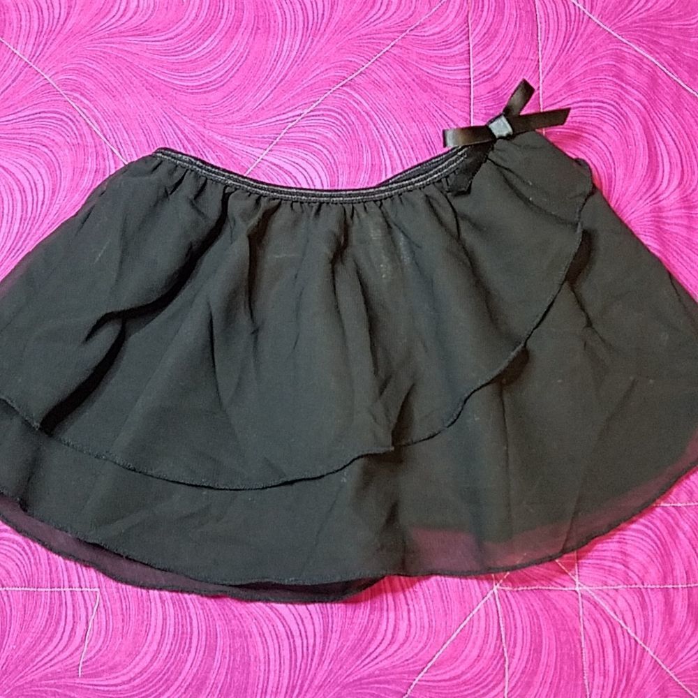 Freestyle by Danskin dance skirt extra small